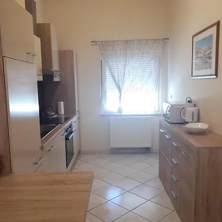 Apartment Apartman Lory